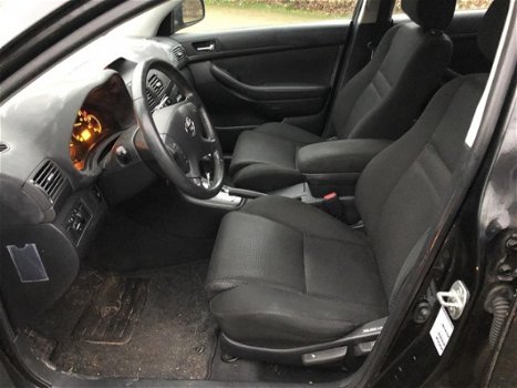 Toyota Avensis Wagon - 2.0 VVTi Linea Luna Automaat. Airco, rijdt goed, nap - 1