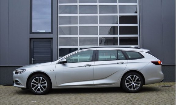 Opel Insignia Sports Tourer - 1.5 Turbo 140pk Online Edition 1e eigenaar / Origineel NL - 1