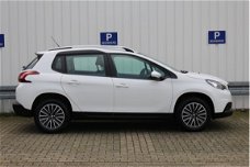 Peugeot 2008 - 1.2 PureTech 82pk Blue Lion NAVI PDC