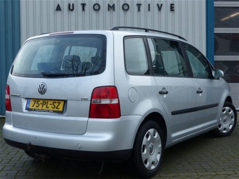 Volkswagen Touran - 1.9 TDI 6bak/7-Persoons/ Airco/ Cruise/NL Auto/N.A.P - 1