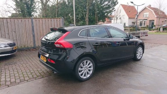 Volvo V40 - 2.0 T3 Nordic+ Rijklaarprijs - 1