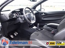 Citroën DS3 - (Navi, parkpilot, sportstoelen etc.)