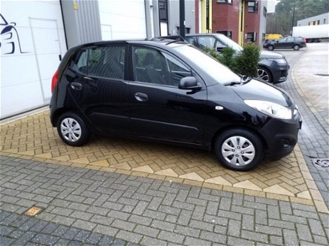 Hyundai i10 - 1.1 Zwart 5 Drs 2e Eigenaar - 1