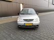 Kia Carens - 1.8-16V LX - 1 - Thumbnail