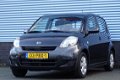 Daihatsu Sirion 2 - 1.3-16V Prestige Airco, Radio CD, Elektr. Pakket - 1 - Thumbnail