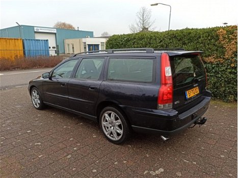 Volvo V70 - 2.4 D5 Edition II Sport - 1