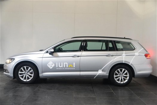 Volkswagen Passat Variant - 1.6 TDI Comfortline executive DSG | Navigatie | electrische Ergo sport s - 1