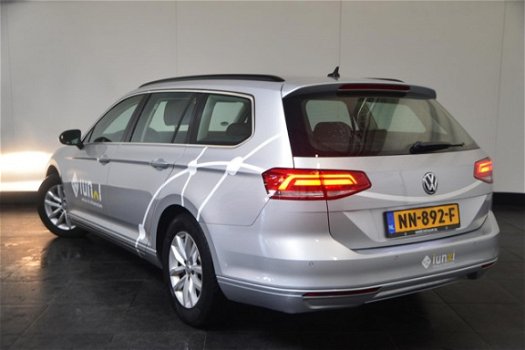 Volkswagen Passat Variant - 1.6 TDI Comfortline executive DSG | Navigatie | electrische Ergo sport s - 1