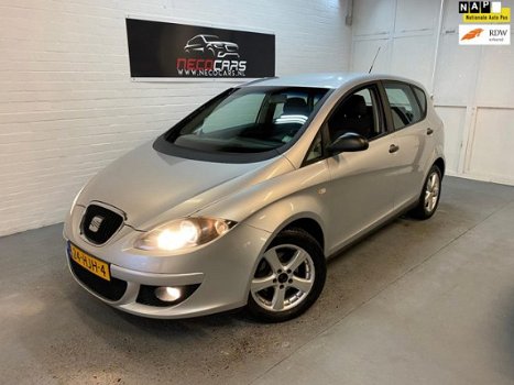 Seat Altea - 1.6 NIEUWE APK//RIJD SCHAKELD GOED//AIRCO - 1