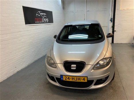 Seat Altea - 1.6 NIEUWE APK//RIJD SCHAKELD GOED//AIRCO - 1