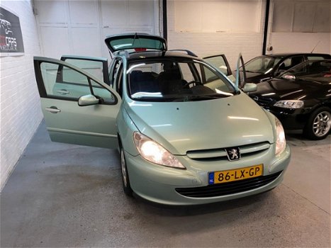 Peugeot 307 SW - 1.6 16V Pack AUTOMAAT//NAVITECH MULTIMEDIA SYSTEEM//RIJD SCHAKLED GOED - 1