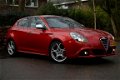Alfa Romeo Giulietta - 1.4 T Distinctive / 170 PK / Competizione ROSSO / Navi / Ecc / Elec pakket / - 1 - Thumbnail