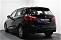 BMW 2-serie Active Tourer - 218i Automaat/Navi/Parkeersensoren/Cruise control - 1 - Thumbnail