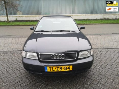 Audi A4 - 1.8 5V Advance Airco , Goed rijdend , Inruil mogelijk - 1