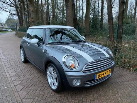 Mini Mini Cooper - 1.6 Business Line Navi-Dealer onderhouden-Nap - 1