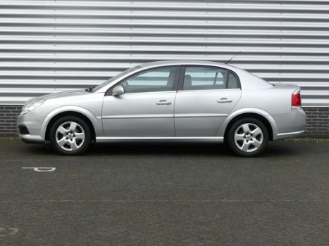 Opel Vectra - 1.8-16V Comfort Automaat, Airco, R/CD APK 1-2021 - 1