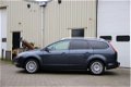 Ford Focus Wagon - 1.8 Titanium / Navi / PDC / Trekhaak / Nieuwe APK - 1 - Thumbnail