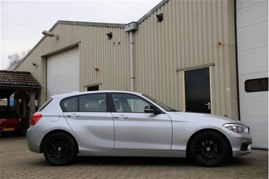 BMW 1-serie - 120D Sport Automaat / LED / Open dak - 1