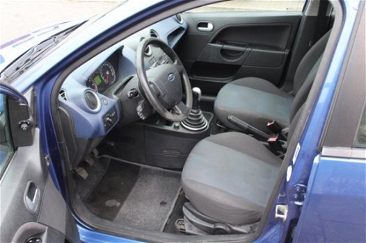 Ford Fiesta - 1.4-16V Ambiente 1e Eigen. Airco. Elek. Ramen. AUX. MF-stuur - 1