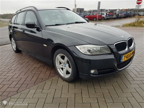 BMW 3-serie Touring - 318d Executive - 1