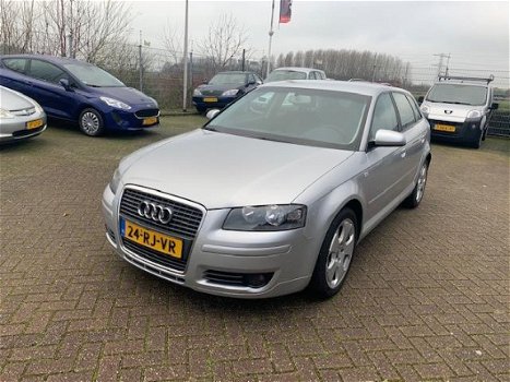 Audi A3 Sportback - 2.0 FSI Ambition Automaat, 5drs, 139dkm nap - 1