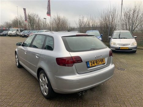 Audi A3 Sportback - 2.0 FSI Ambition Automaat, 5drs, 139dkm nap - 1