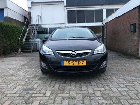 Opel Astra - 1.3 CDTi Edition BJ 2011*EERSTE EIGENAAR - 1