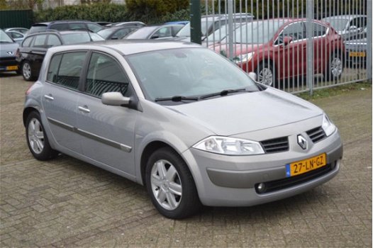 Renault Mégane - 1.4-16V Expression Comfort - 1