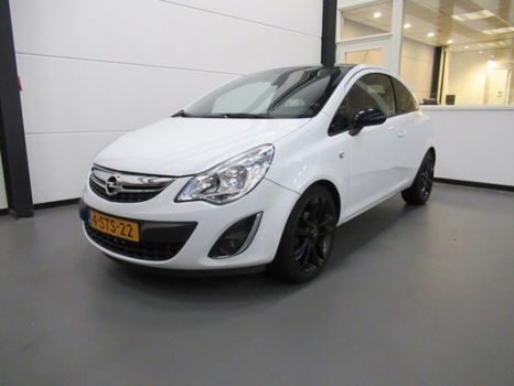 Opel Corsa - 1.4-16V Cosmo Color Edition - 1