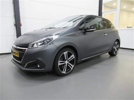 Peugeot 208 - GT-Line - 1