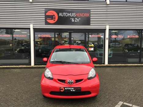 Toyota Aygo - 1.0-12V Comfort goede staat, vol optie, s, airco, elec-ramen, cd, cv, getintglas, toer - 1