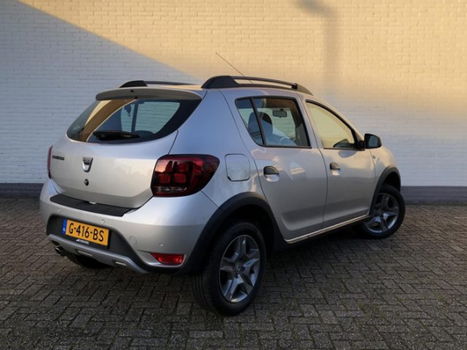 Dacia Sandero - TCE 90 AUTOMAAT Stepway Navi / Airco / Cruise - 1