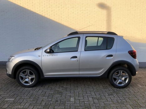 Dacia Sandero - TCE 90 AUTOMAAT Stepway Navi / Airco / Cruise - 1