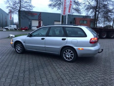 Volvo V40 - 1.8 Europa LPG/AUTOMAAT - 1