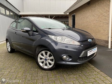 Ford Fiesta - 1.25 Ghia 82PK ElekPakket Stoelverwarming - 1