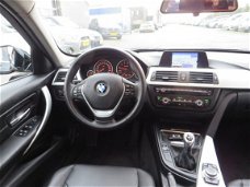 BMW 3-serie - 320i Efficient Dynamics Executive Navi Leder