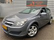 Opel Astra - 1.9 CDTi Executive *APK*NAVI*MULTIF. STUUR*ELEKTR. RAMEN*STUURBEKR.*LM VELGEN - 1 - Thumbnail