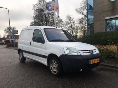 Peugeot Partner - 170C 2.0 HDI Avantage AIRCO/ELEK.RAMEN/2SLEUTELS/WEINIG KM/ONDERHOUDBOEKJES/ - 1