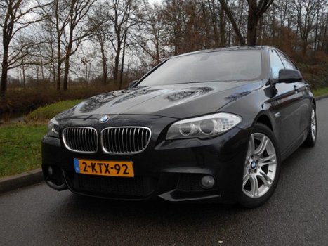 BMW 5-serie - 528i 6-BAK M-Sport Schuifdak - 1