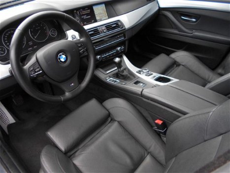 BMW 5-serie - 528i 6-BAK M-Sport Schuifdak - 1