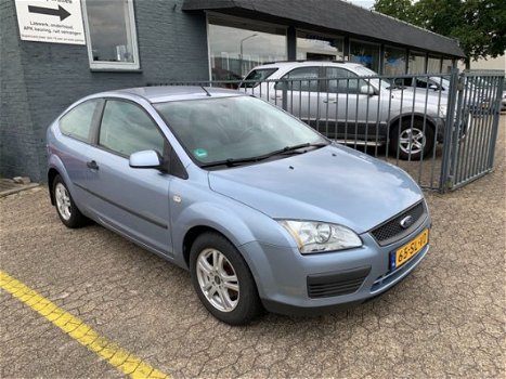 Ford Focus - 1.6 16V trend - 1