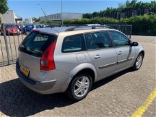 Renault Mégane Grand Tour - Megane MÉGANE 2.0 16V PRIVILÈGE LUXE