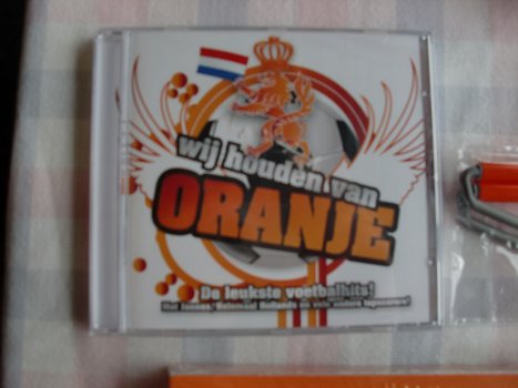 Oranje artikelen - 4