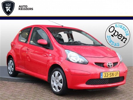 Toyota Aygo - 1.0-12V + Nederlandse Auto NAP Electr. ramen Zondag a.s. open - 1