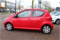 Toyota Aygo - 1.0-12V + Nederlandse Auto NAP Electr. ramen Zondag a.s. open - 1 - Thumbnail