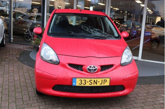 Toyota Aygo - 1.0-12V + Nederlandse Auto NAP Electr. ramen Zondag a.s. open - 1