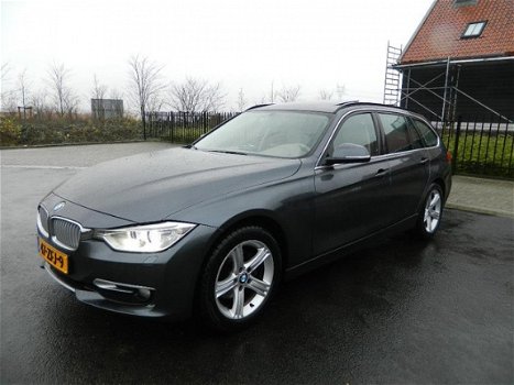 BMW 3-serie Touring - 320d Upgrade Edition LEER NAVI PANORAMSCHUIFDAK XENON - 1