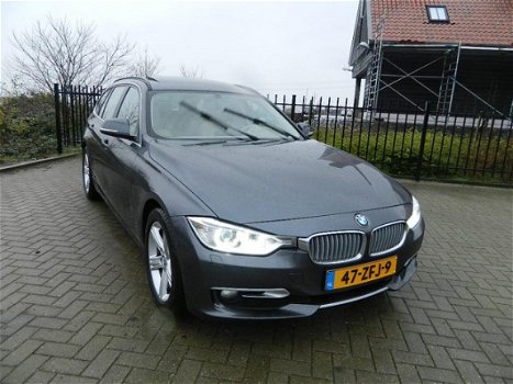 BMW 3-serie Touring - 320d Upgrade Edition LEER NAVI PANORAMSCHUIFDAK XENON - 1