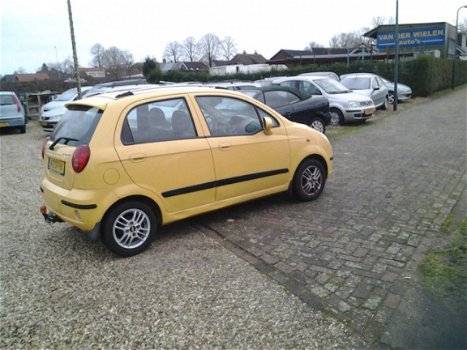 Chevrolet Matiz - 1.0 Class Zeer lux, s Trekhaak airo/lmv/cv /dakrial/radio cd 4x elektrise ramen - 1