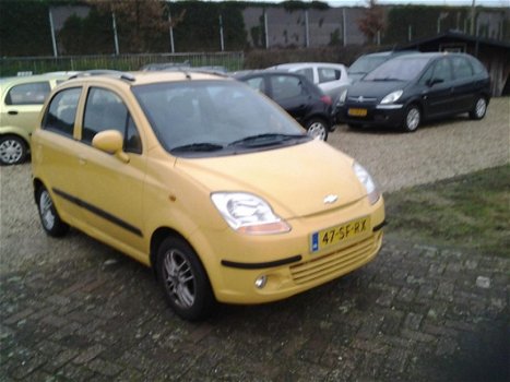 Chevrolet Matiz - 1.0 Class Zeer lux, s Trekhaak airo/lmv/cv /dakrial/radio cd 4x elektrise ramen - 1